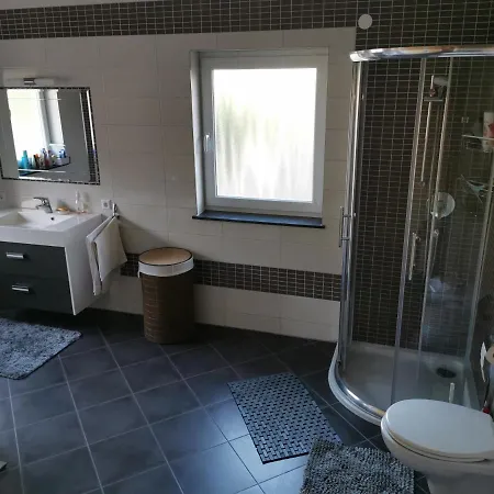 Privatunterkunft Haus Mit Schöner Aussicht Wg Münsingen