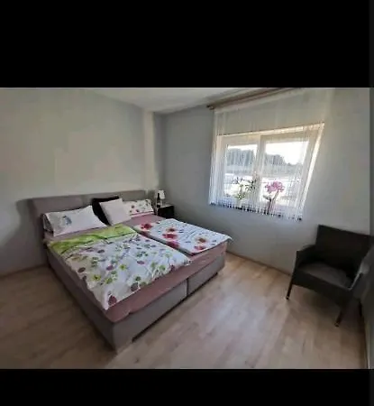 Haus Mit Schoener Aussicht Wg Homestay Muensingen