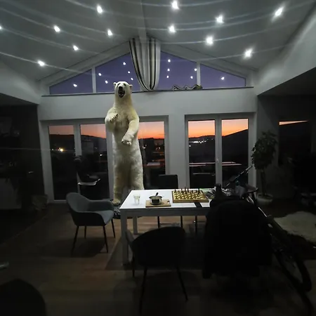 Haus Mit Schoener Aussicht Wg